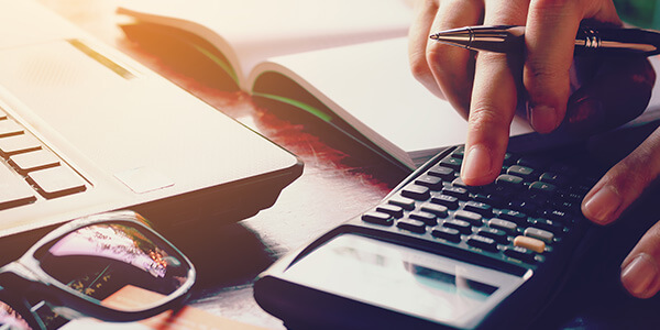 Pay for Performance SEO vs. Monthly SEO Services